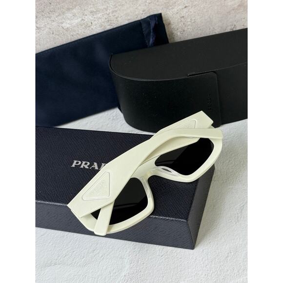 NEW Prada PR D04SU Sunglasses in White $497 main image 5